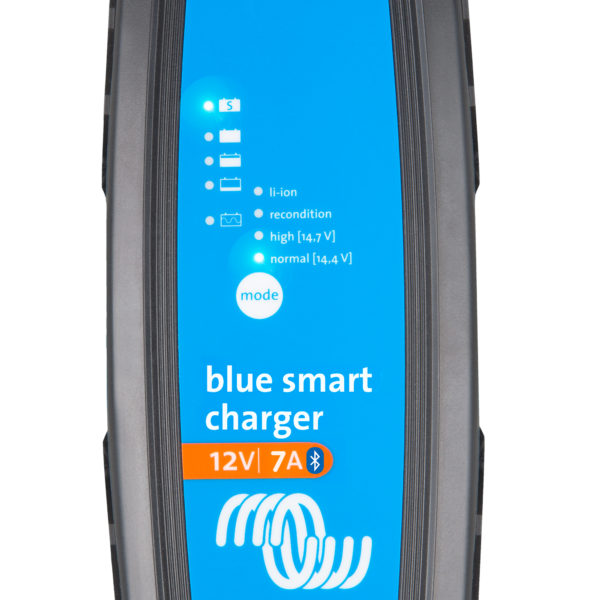 Blue-Smart-Charger-12V-7A_top VICTRON ENERGY Blue Smart IP65 Charger